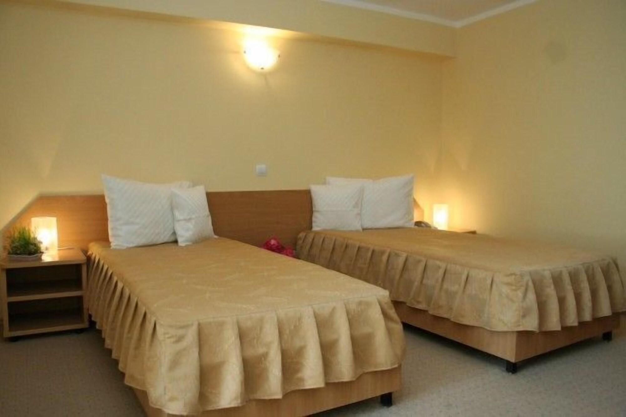 Hotel Apollo Central Сибиу Экстерьер фото