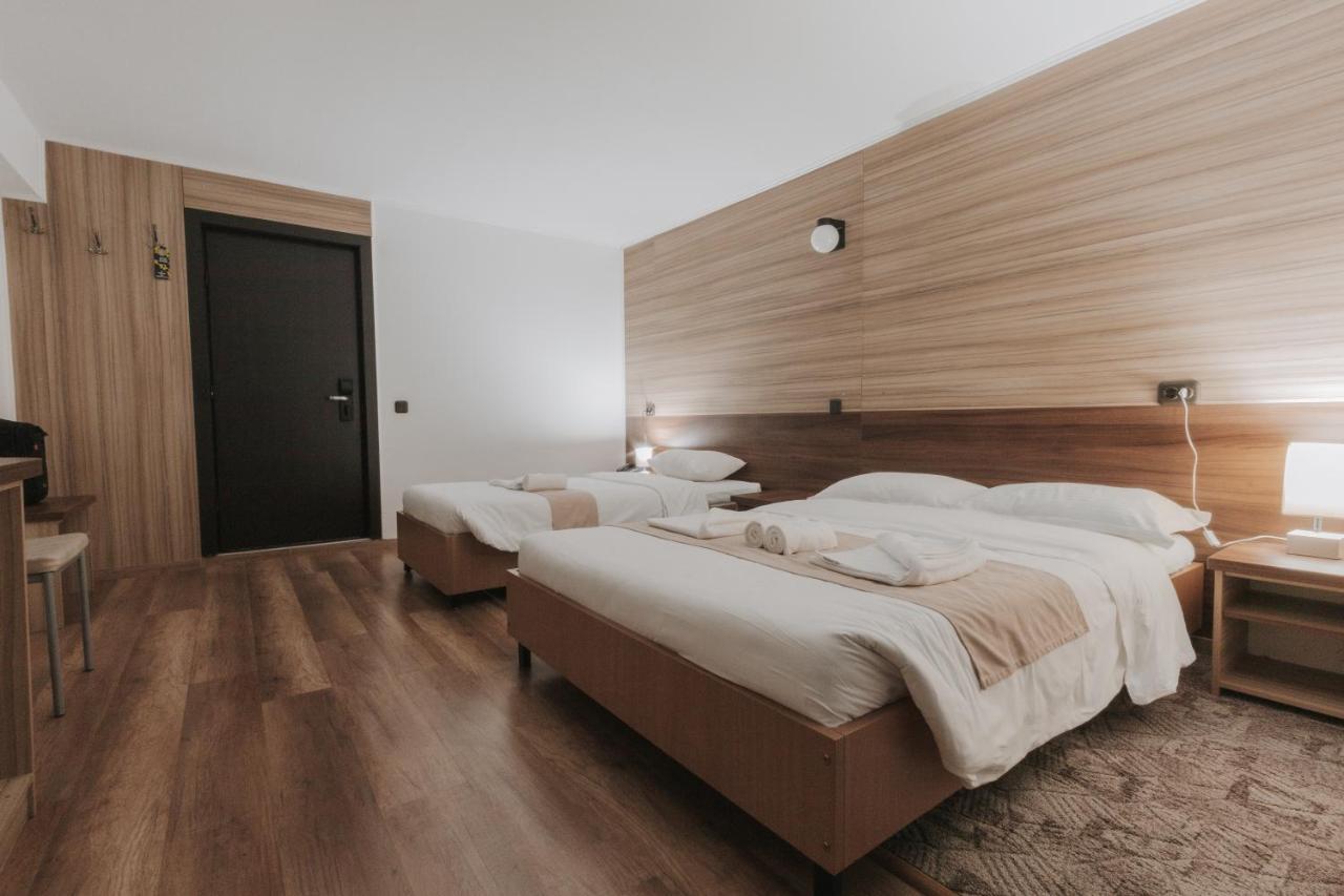 Hotel Apollo Central Сибиу Экстерьер фото