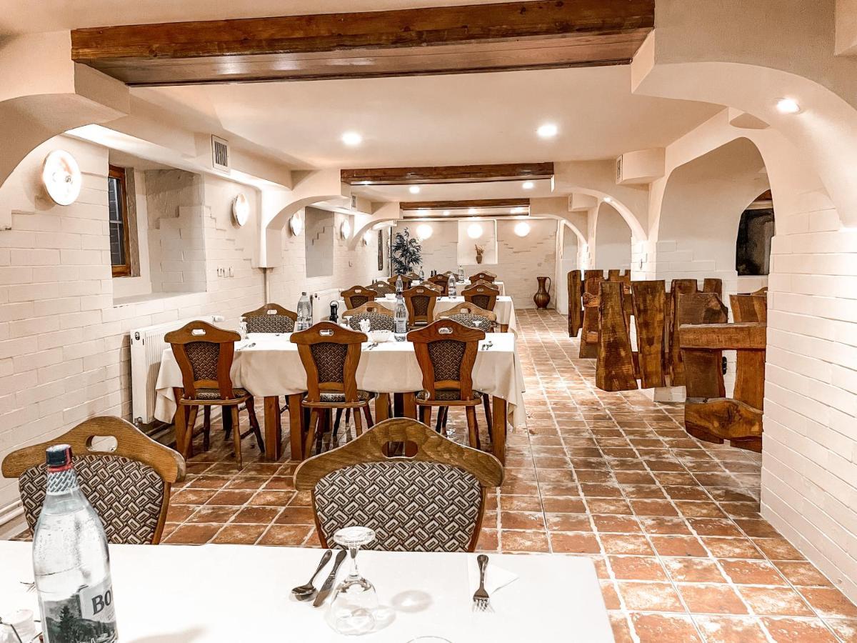 Hotel Apollo Central Сибиу Экстерьер фото