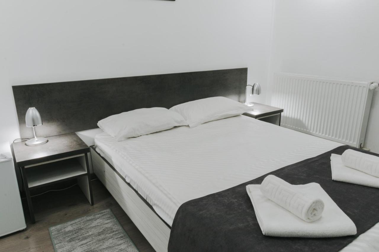 Hotel Apollo Central Сибиу Экстерьер фото